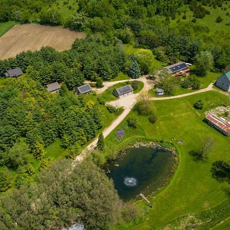 Hawk Valley Retreat & Cottages Галена Екстериор снимка